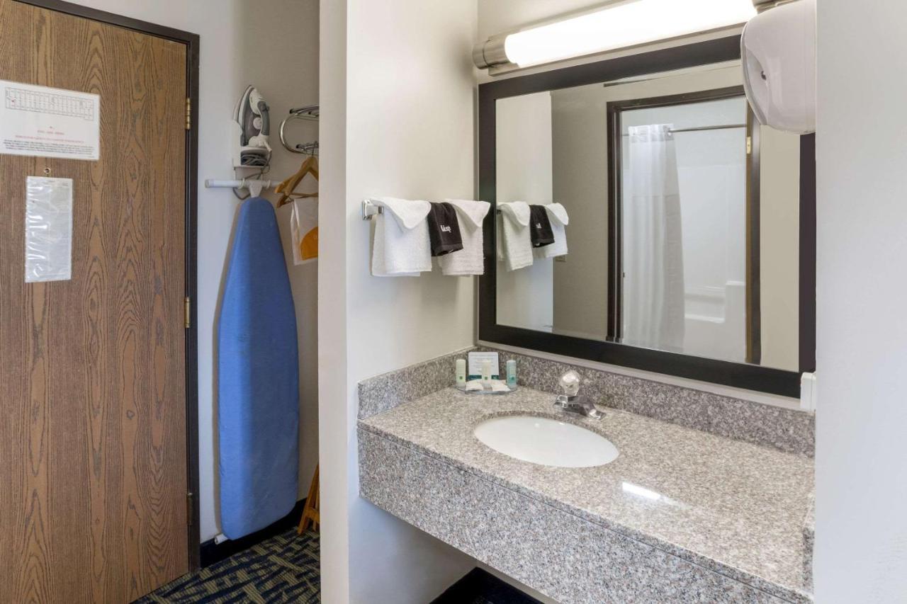 Quality Inn Rochelle Exterior foto